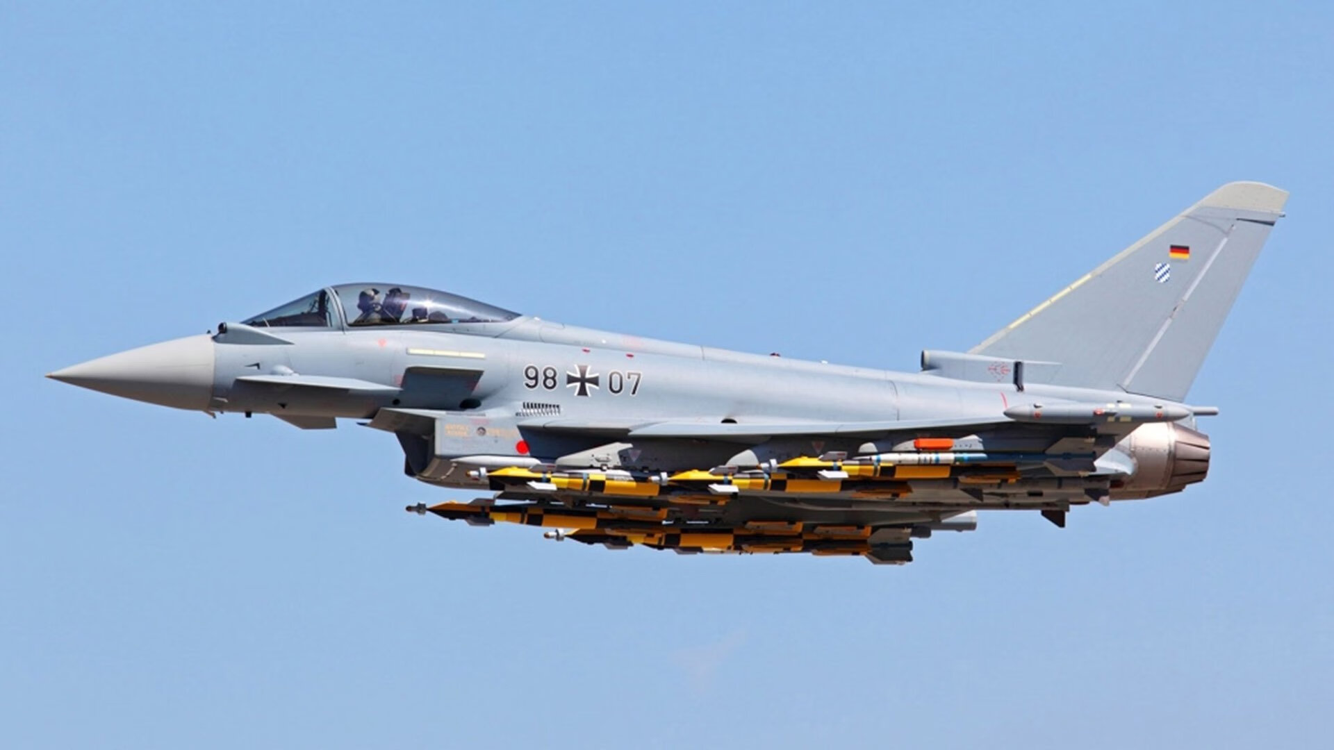 当太阳升起时，爵士的齿轮停止转动，一场颠覆公式的封锁之战