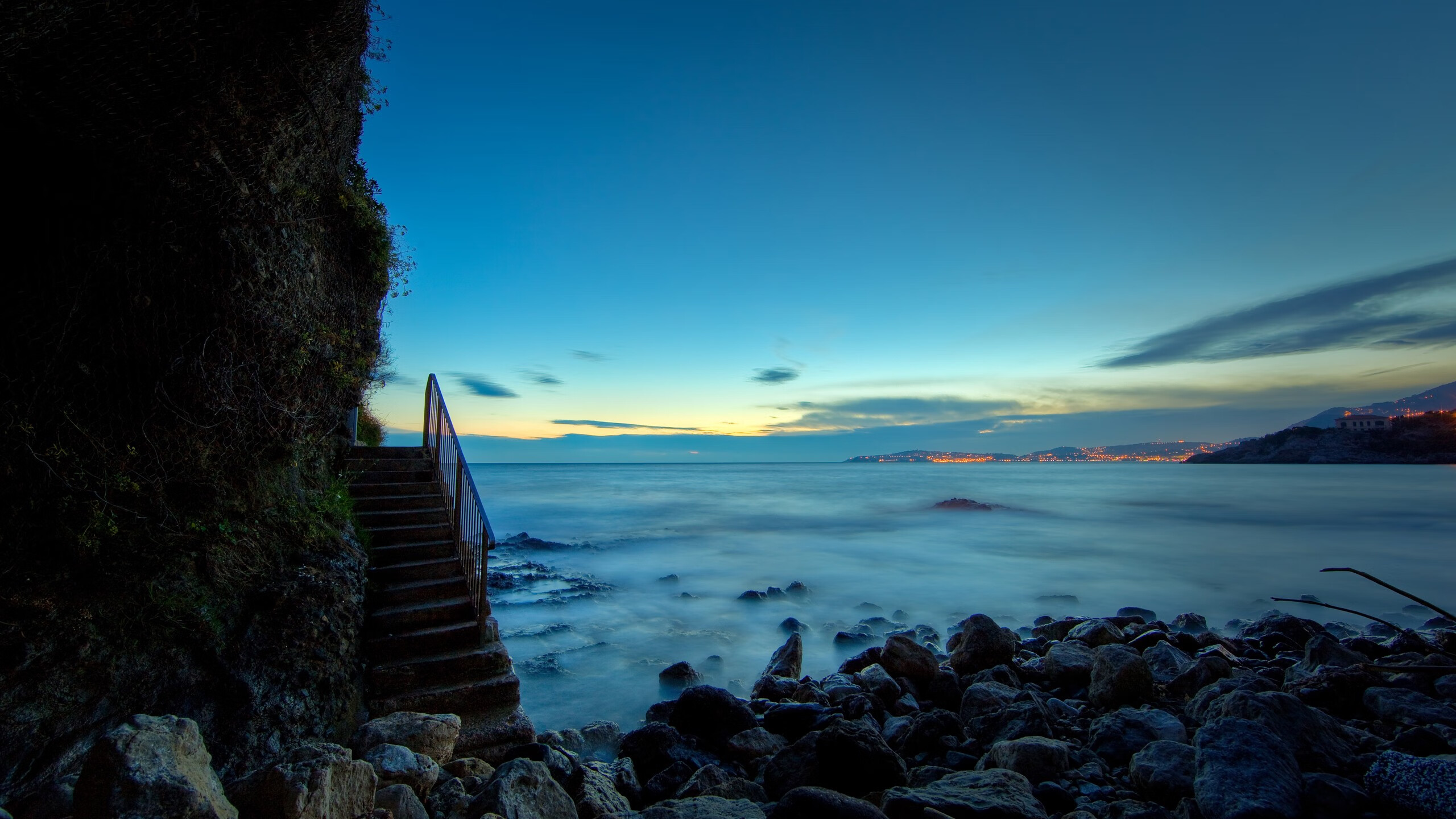 从岩石到熔岩，当哥斯达黎加的矛，刺向尤文的盾，一个亚洲中卫的救赎之路