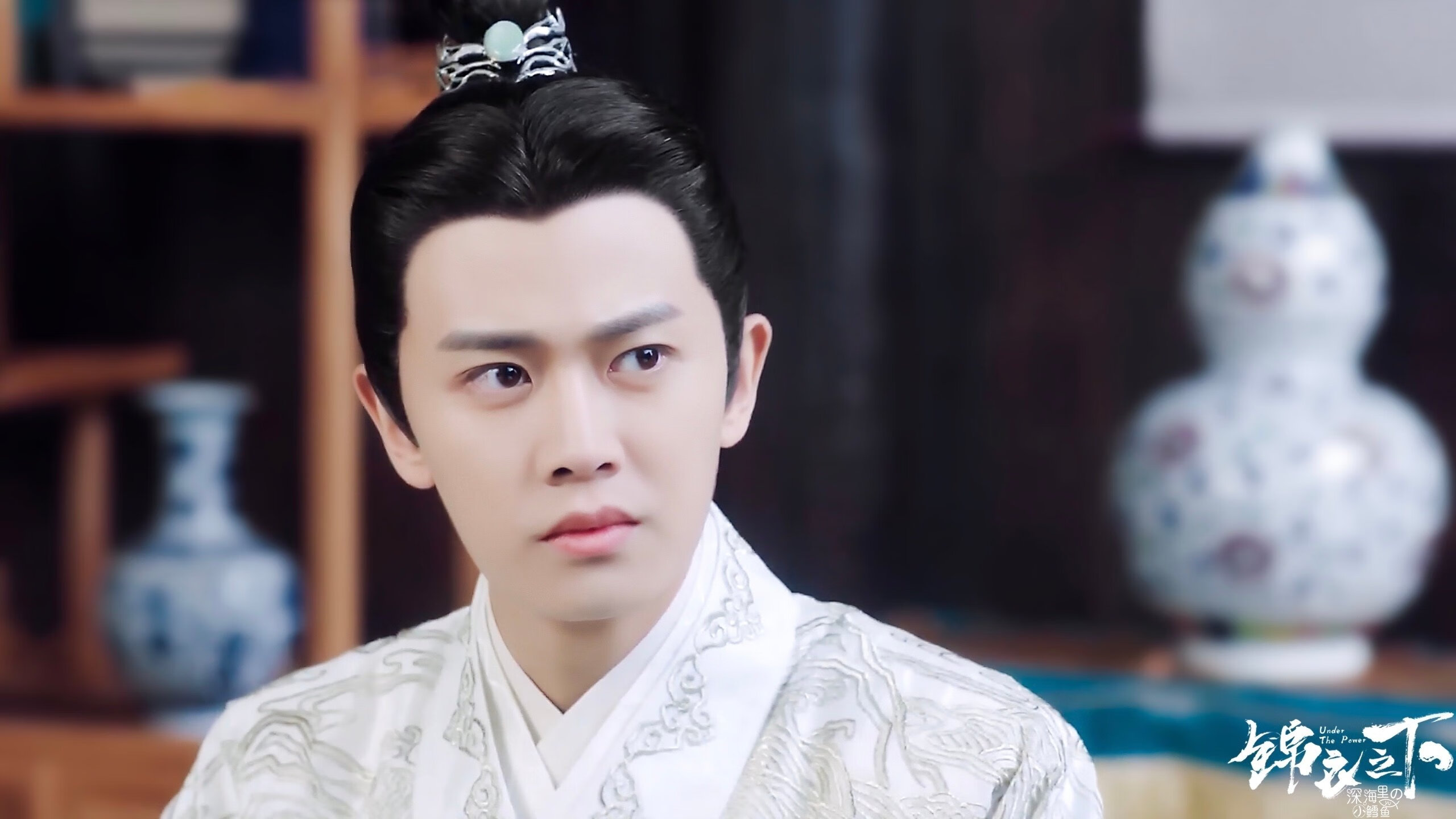 爱游戏体育-马与弩的对决，独行侠的节奏切割与霍姆格伦的乱局锋芒